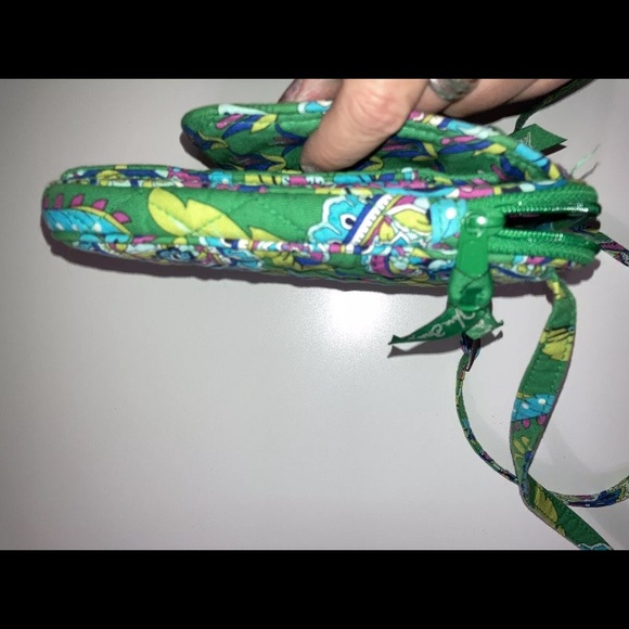 Vera Bradley Mini Crossbody Emerald Green Paisley Peacock Multicolor EUC! - Picture 12 of 15